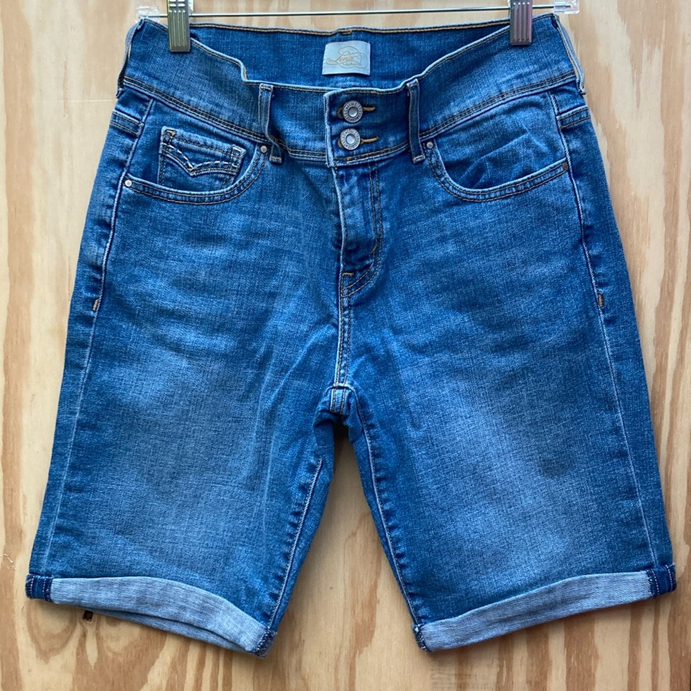 Levi's 515 Women's Blue Denim Bermuda Shorts, Size 6